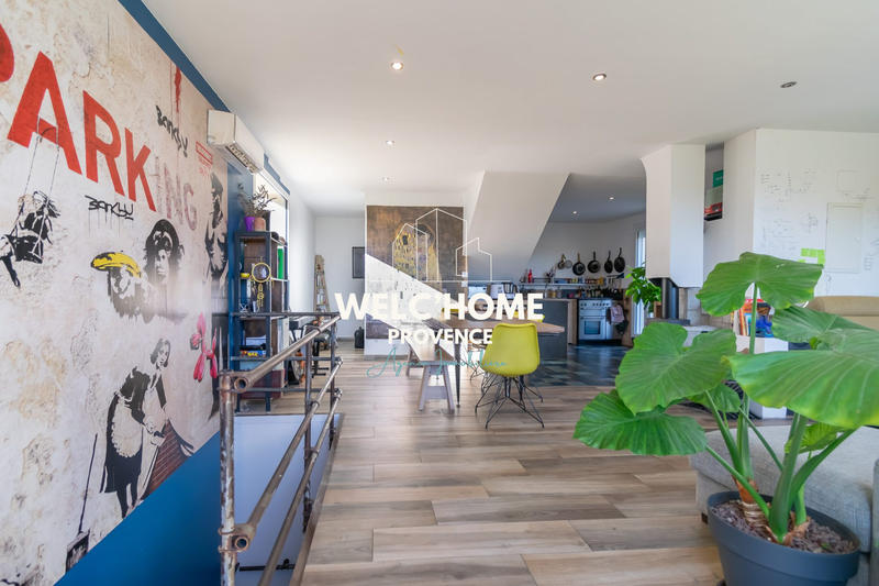 Maison - 120 m² - 7 pièces