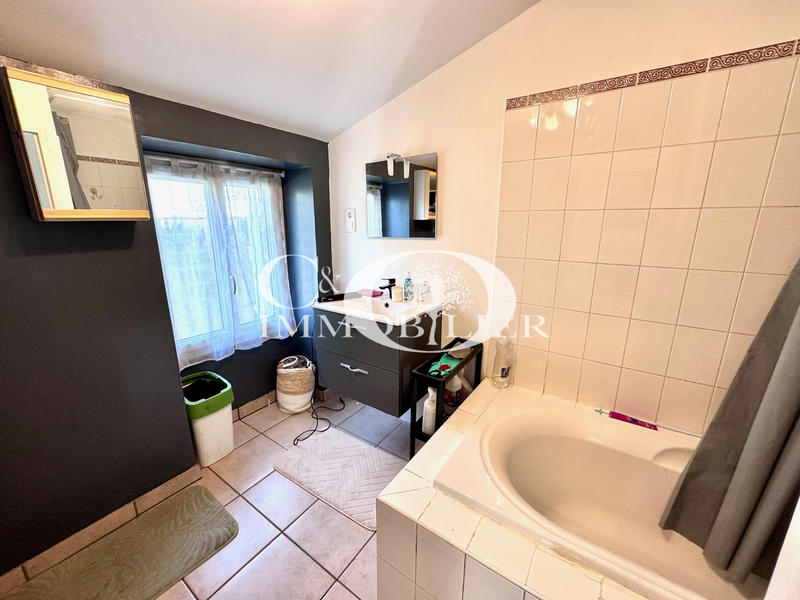 Maison - 122 m² - 4 pièces