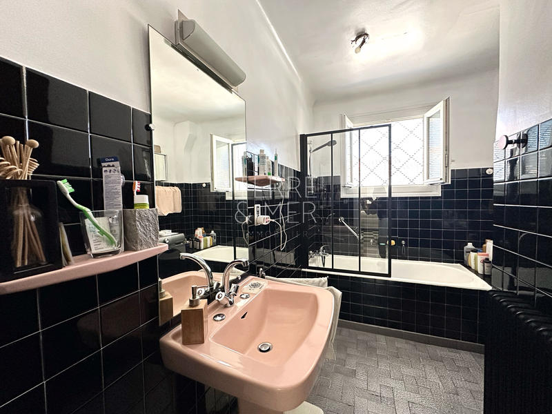 Appartement - 84 m² - 4 pièces