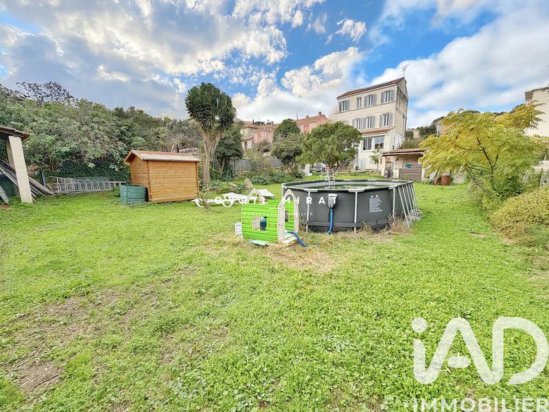 Maison - 172 m² - 8 pièces