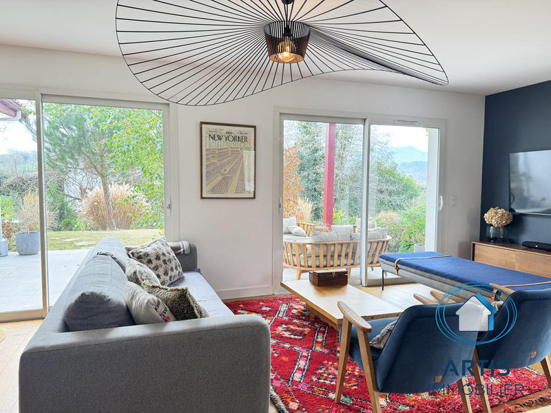 Maison - 105 m² - 4 pièces