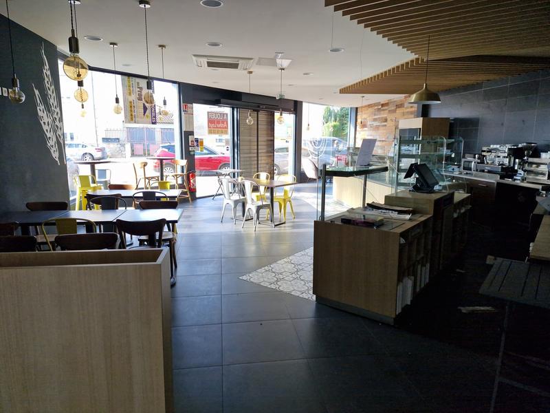 Local commercial - 200 m²