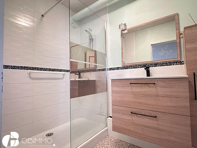 Appartement - 96 m² - 5 pièces