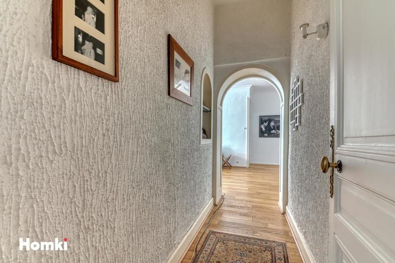 Appartement - 190 m² - 7 pièces