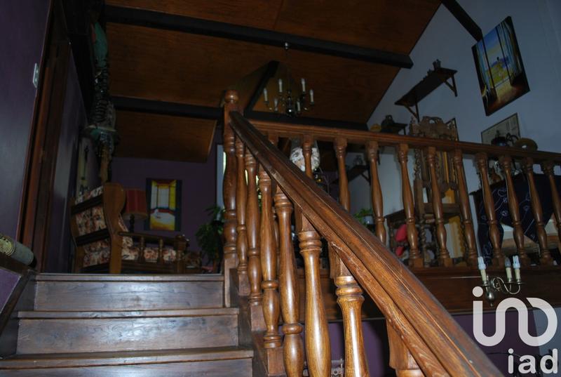 Maison - 230 m² - 11 pièces