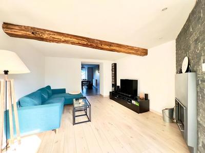 Maison - 96 m² - 5 pièces