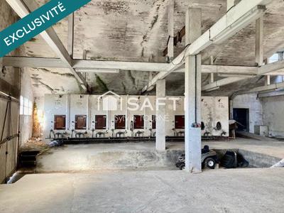 Maison - 280 m² - 1 pièce