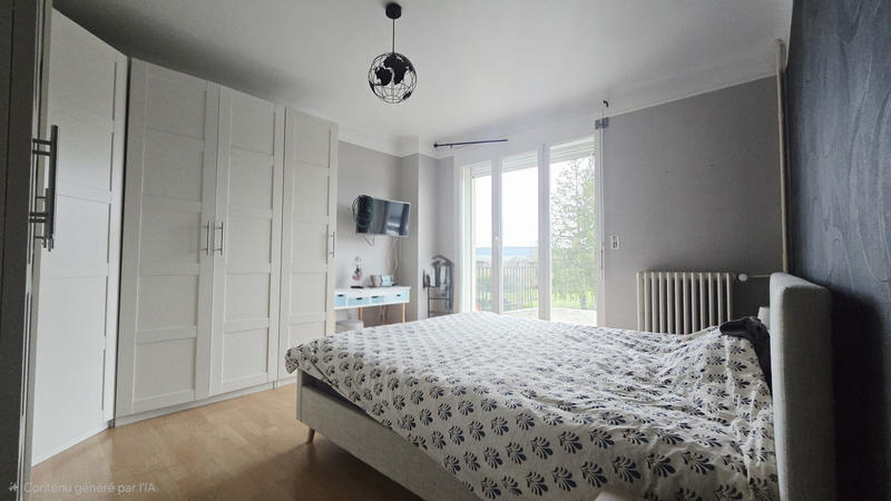 Maison - 272 m² - 9 pièces