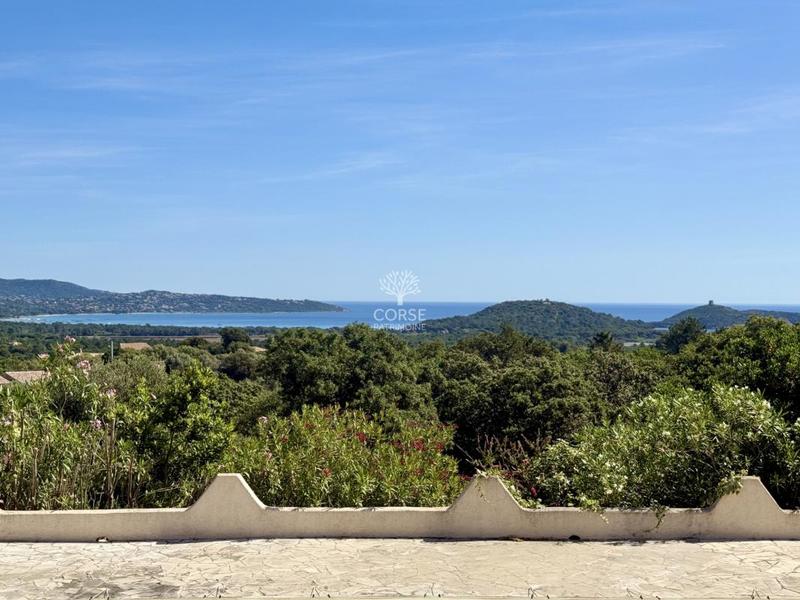 Maison - 163 m² - 6 pièces