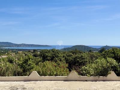 Maison - 163 m² - 6 pièces