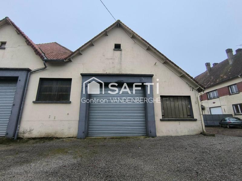 Local commercial - 170 m² - 13 pièces