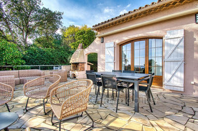 Villa - 140 m² - 6 pièces