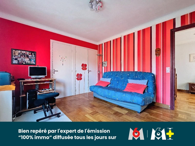 Maison - 250 m² - 10 pièces