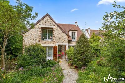 Maison - 210 m² - 5 pièces