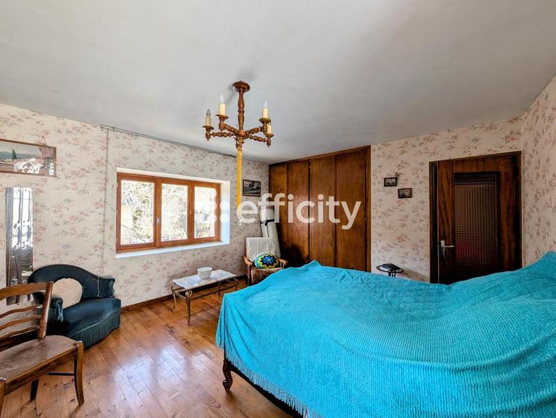 Maison - 70 m² - 5 pièces