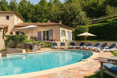 Maison - 218 m² - 8 pièces