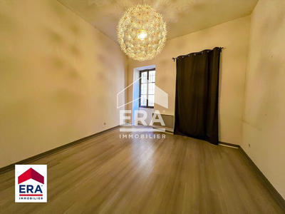 Local commercial - 63 m² - 4 pièces