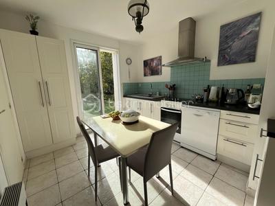 Maison - 97 m² - 4 pièces