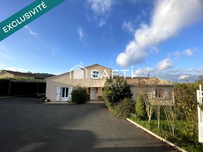 Maison - 163 m² - 6 pièces