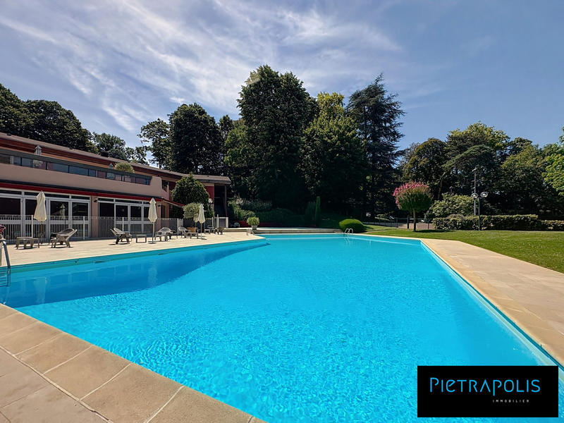 Appartement - 104 m² - 3 pièces