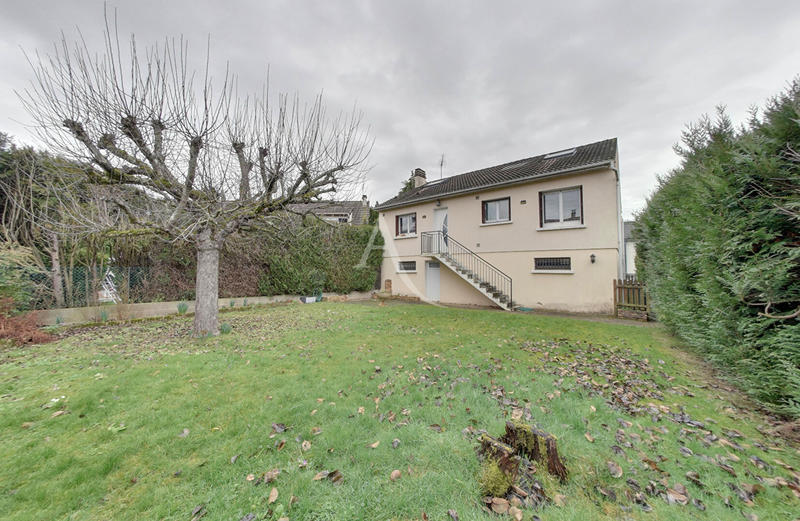 Maison - 133 m² - 6 pièces