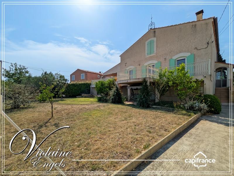 Maison - 184 m² - 9 pièces