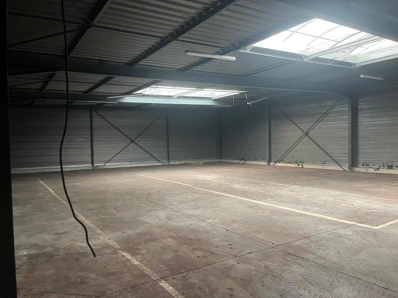 Entrepôt - 400 m²