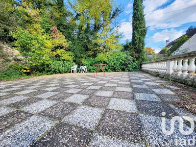 Maison - 155 m² - 8 pièces