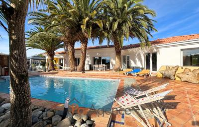 Maison - 246 m² - 6 pièces