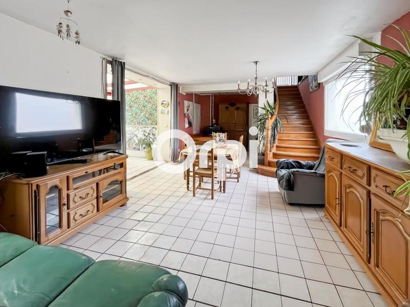 Immeuble - 180 m² - 6 pièces