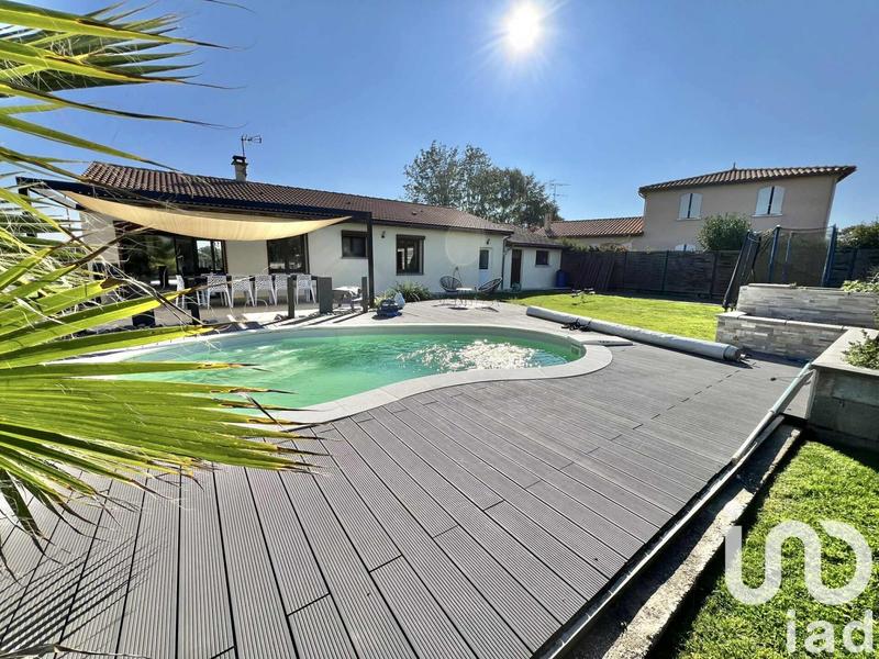 Maison de village - 100 m² - 5 pièces