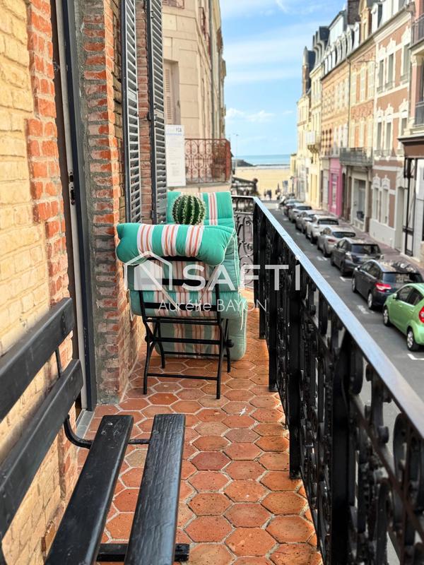 Appartement - 100 m² - 4 pièces