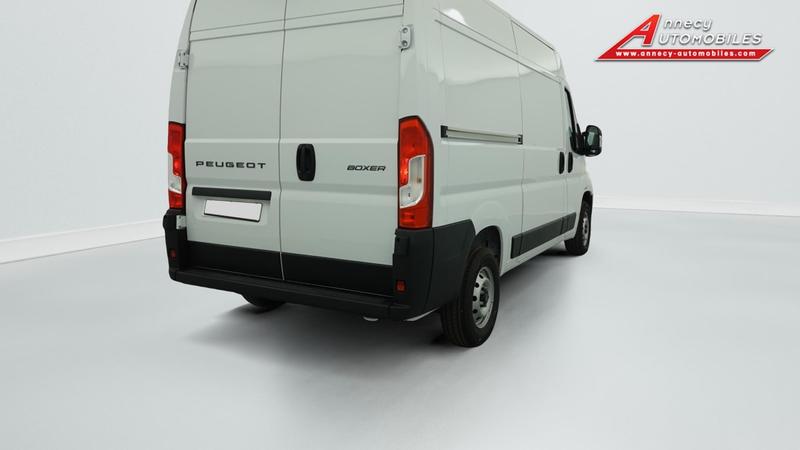 Peugeot Boxer Fourgon Fgn Tole 3.0 t L2h2 120 s Bvm6