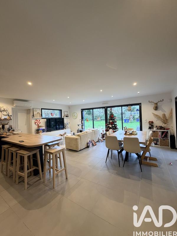 Maison de village - 183 m² - 9 pièces