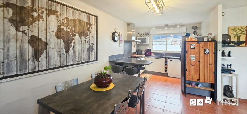 Maison - 87 m² - 4 pièces