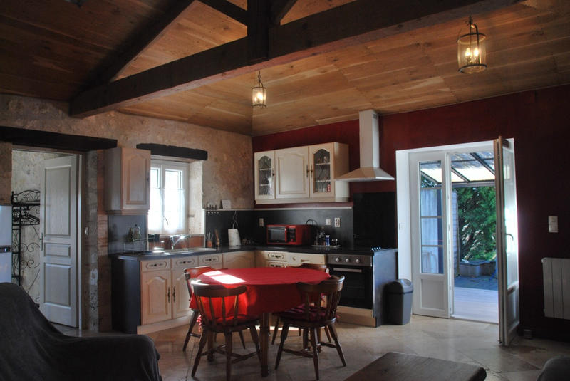 Maison - 167 m² - 9 pièces