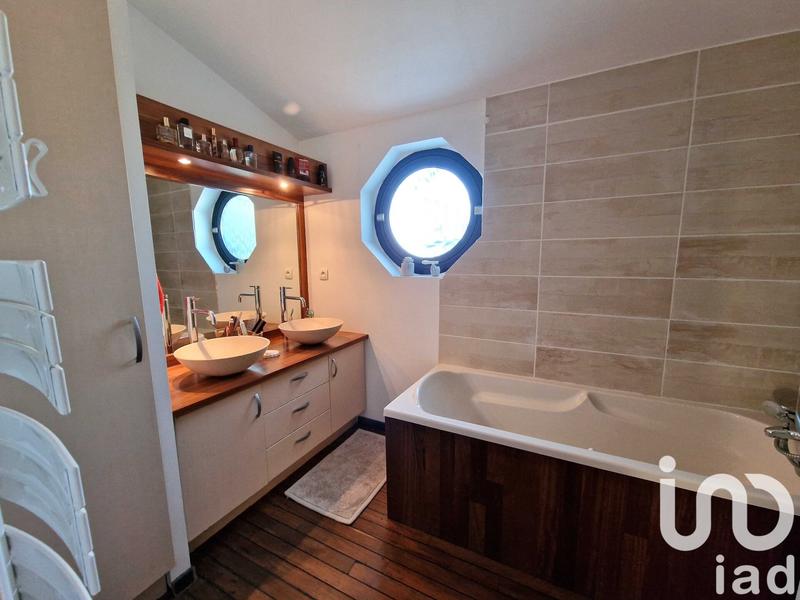 Maison - 145 m² - 7 pièces