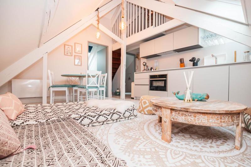 Immeuble - 219 m² - 12 pièces