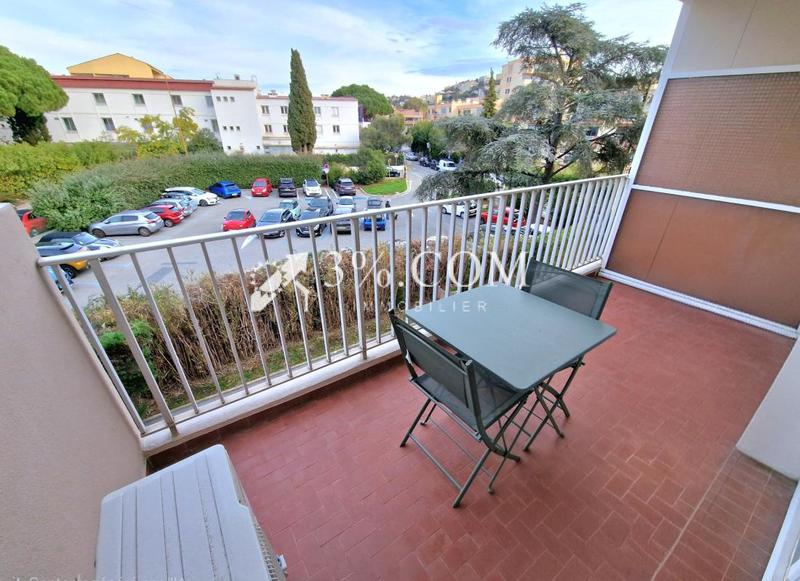 Studio - 27 m² - 1 pièce