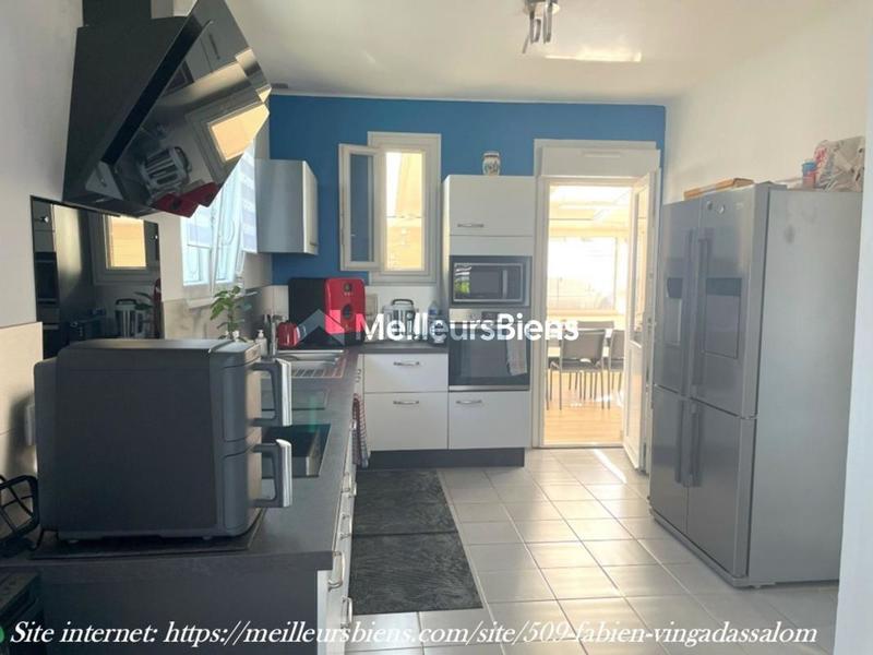 Maison - 170 m² - 7 pièces