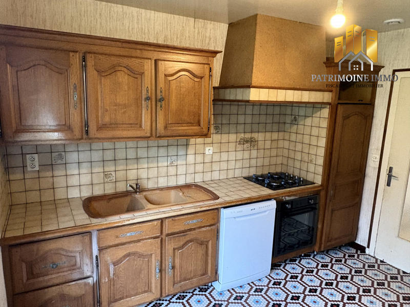 Maison - 90 m² - 5 pièces