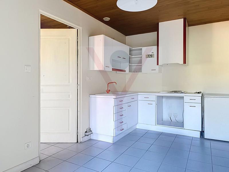 Local commercial - 114 m² - 6 pièces