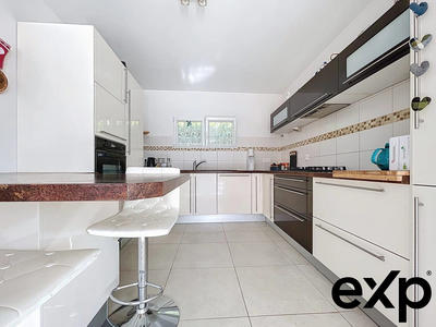 Villa - 184 m² - 4 pièces