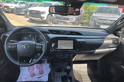 Toyota Hilux X-Tra d-4d 204 Bva Invinc