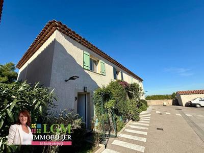 Maison - 64 m² - 3 pièces