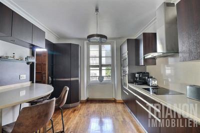 Maison - 157 m² - 7 pièces