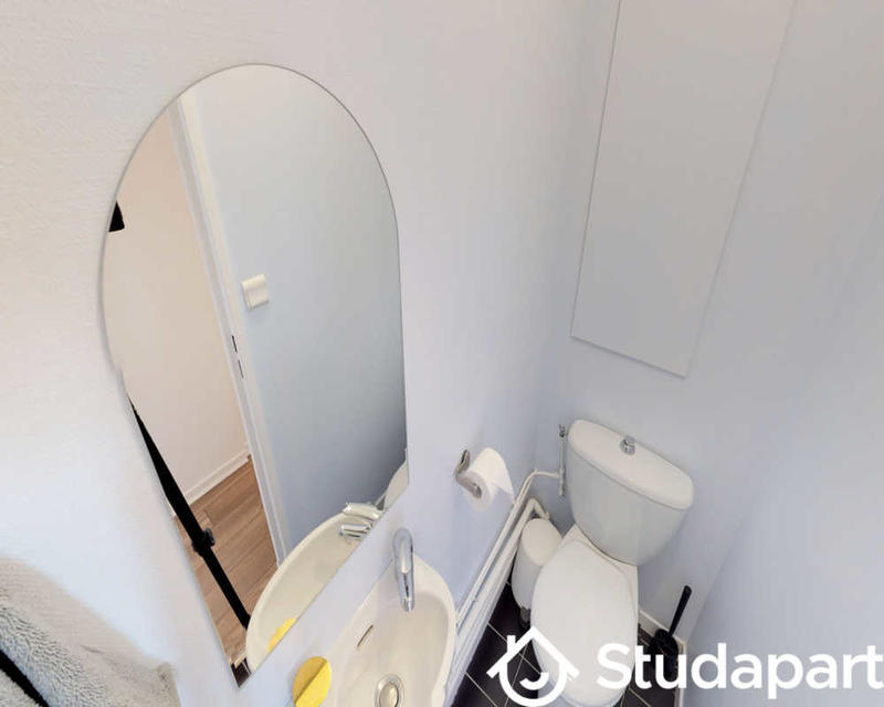 Chambre - 120 m² - 1 pièce