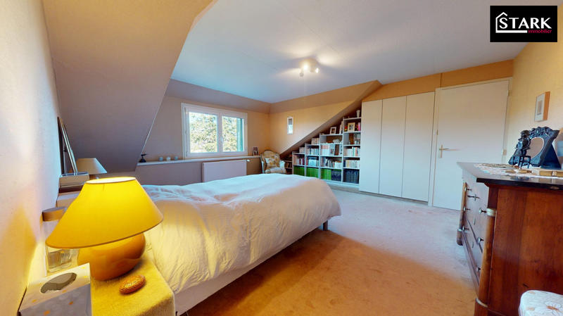 Maison ancienne - 235 m² - 8 pièces