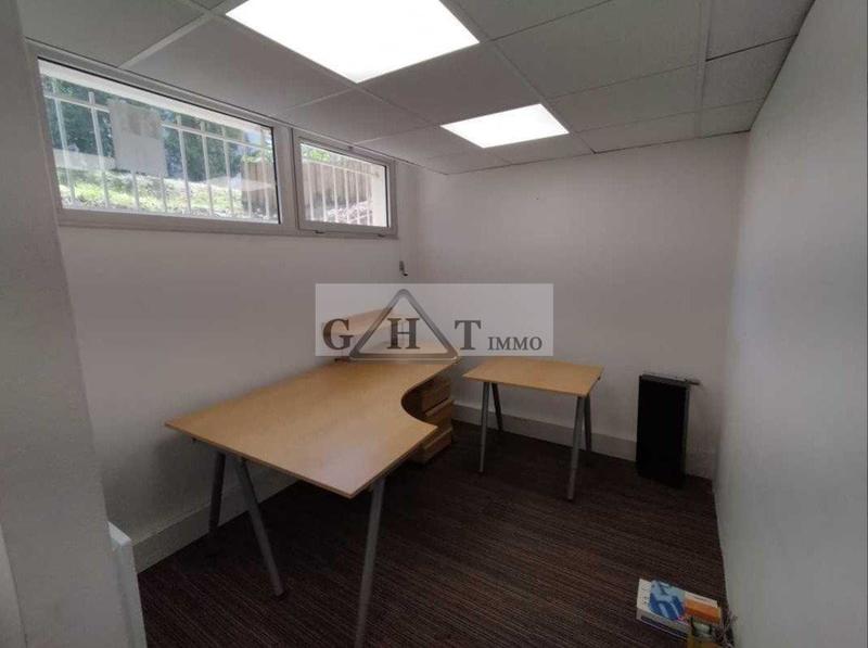 Bureau - 127 m²