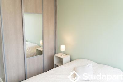 Chambre - 9 m² - 1 pièce